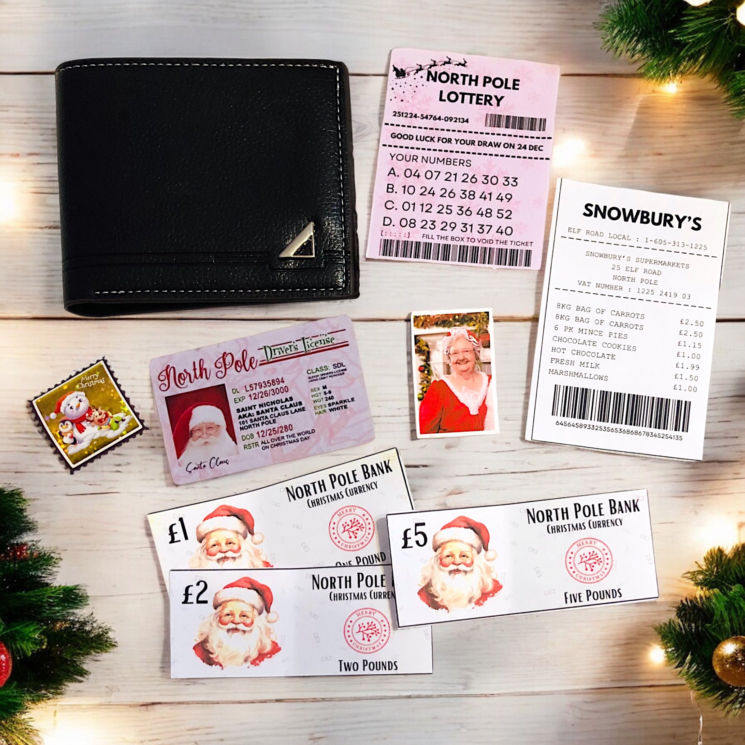 10 x Santa's Lost Wallet and contents