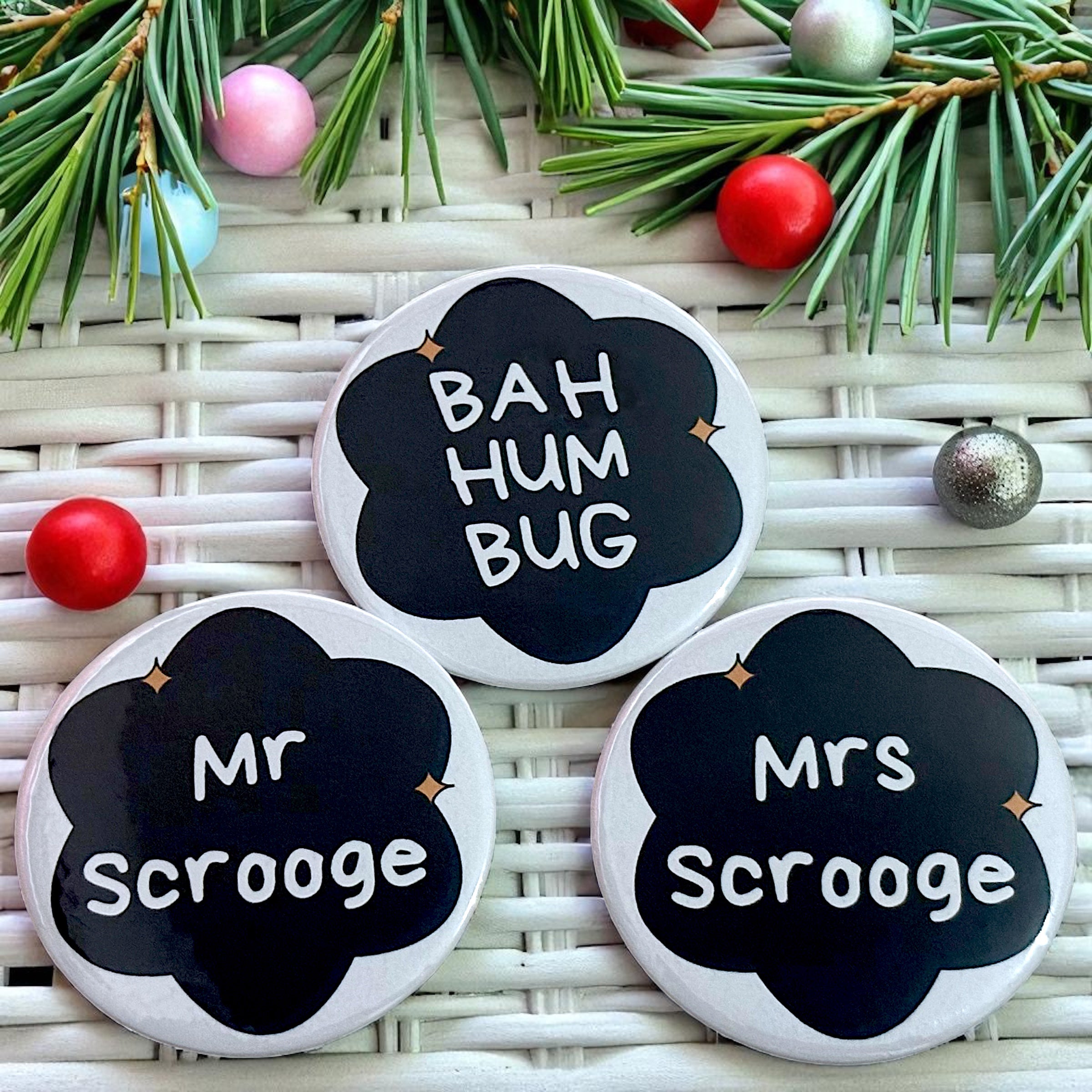 10 x Christmas 'Black Design' Badges